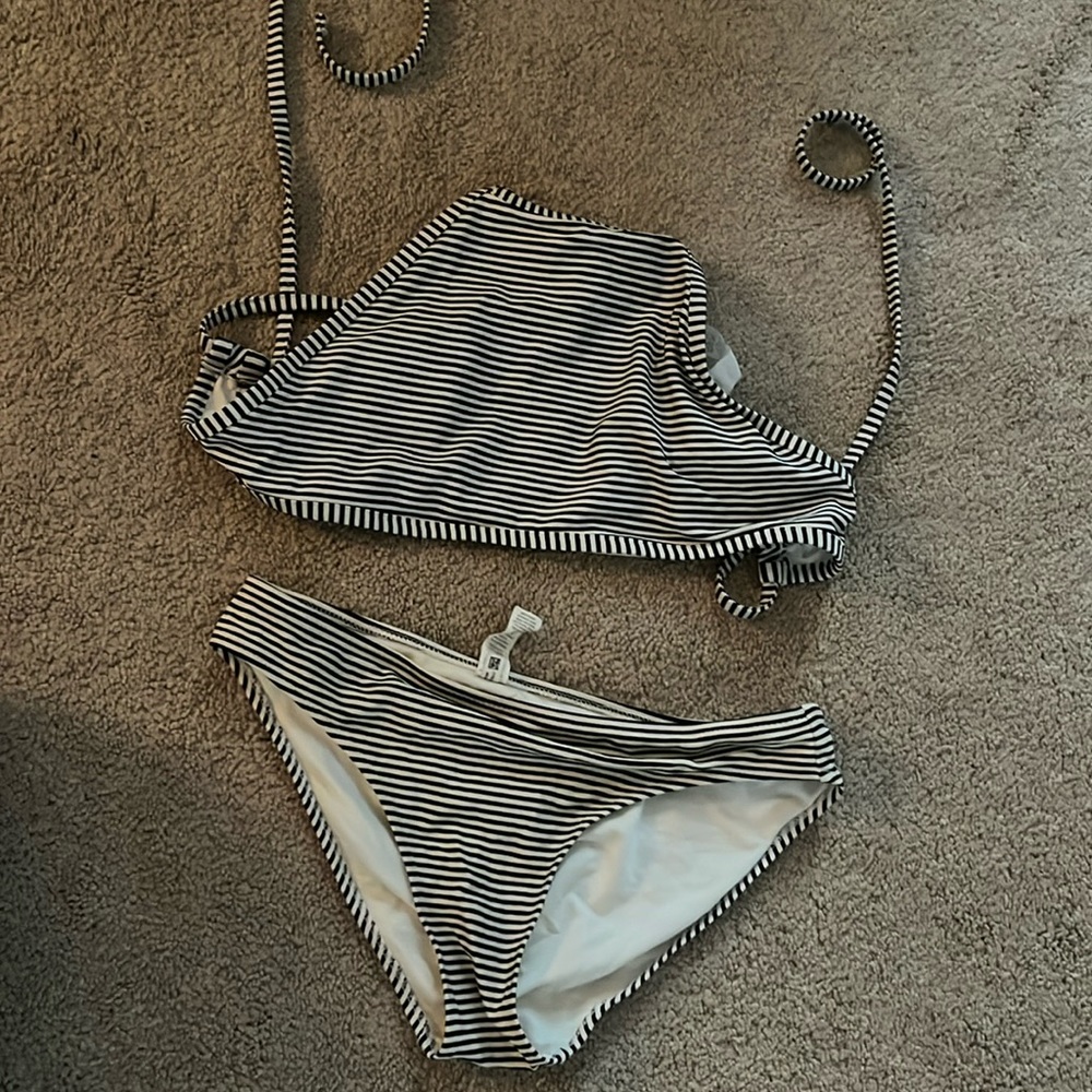 Black and white striped bikini set